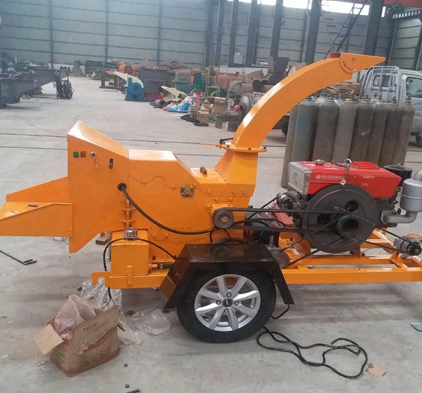 移動樹枝粉碎機